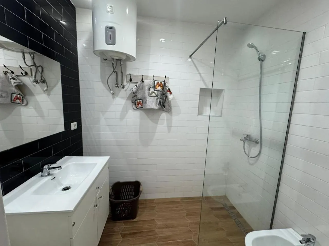 Aura Seaview Beachfront Durrës Apartament