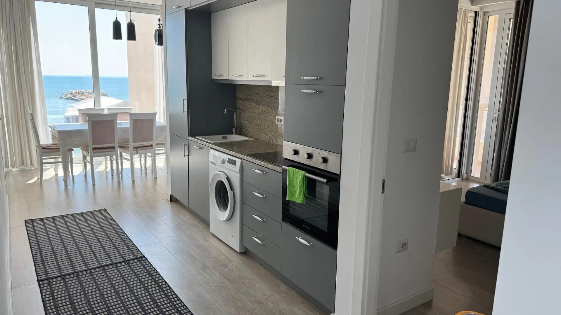Apartament Aura Seaview Beachfront Durrës Albania